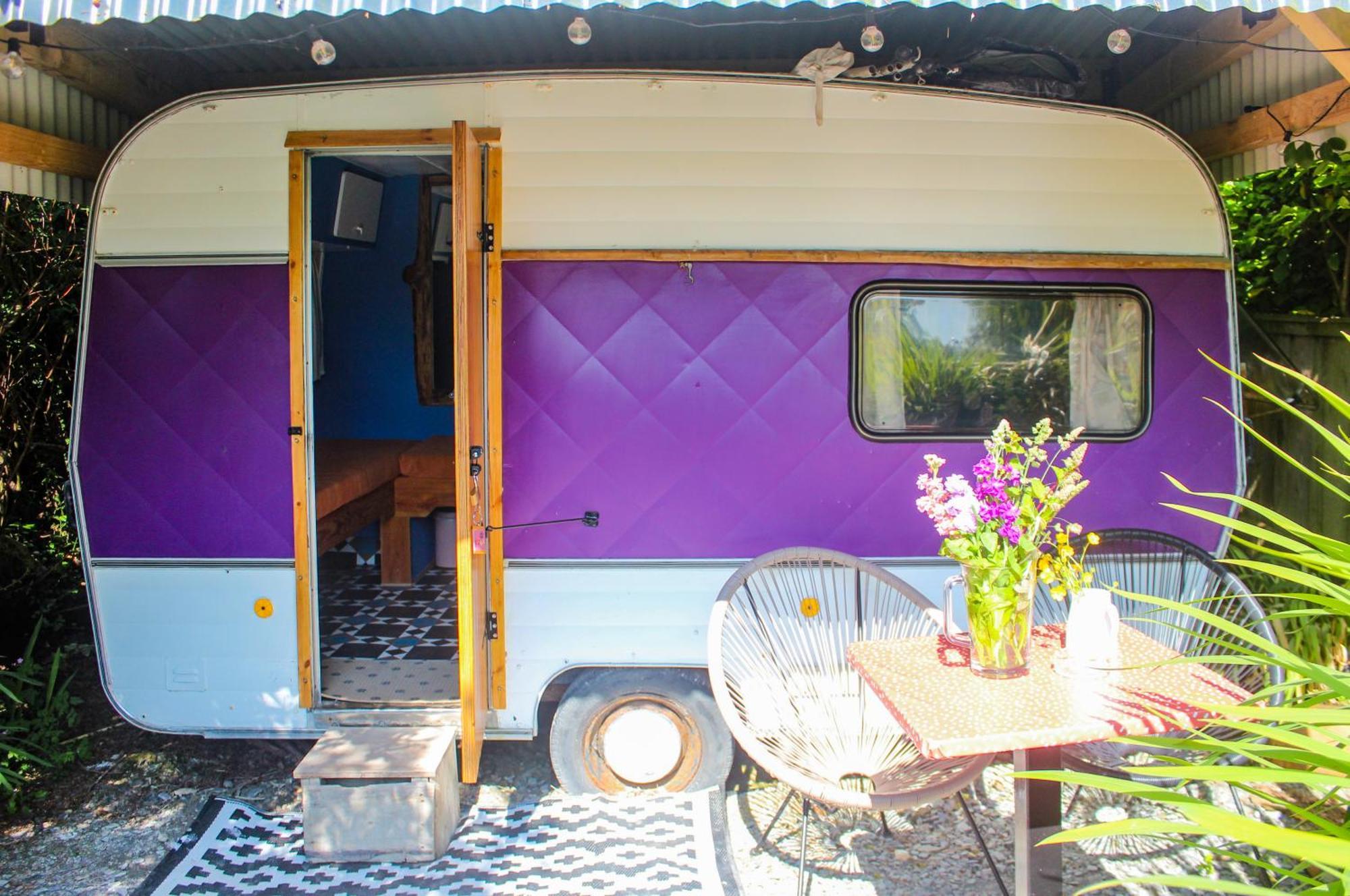 Hotel Retro Caravans At Valentia Island Escape Chapeltown Exteriér fotografie