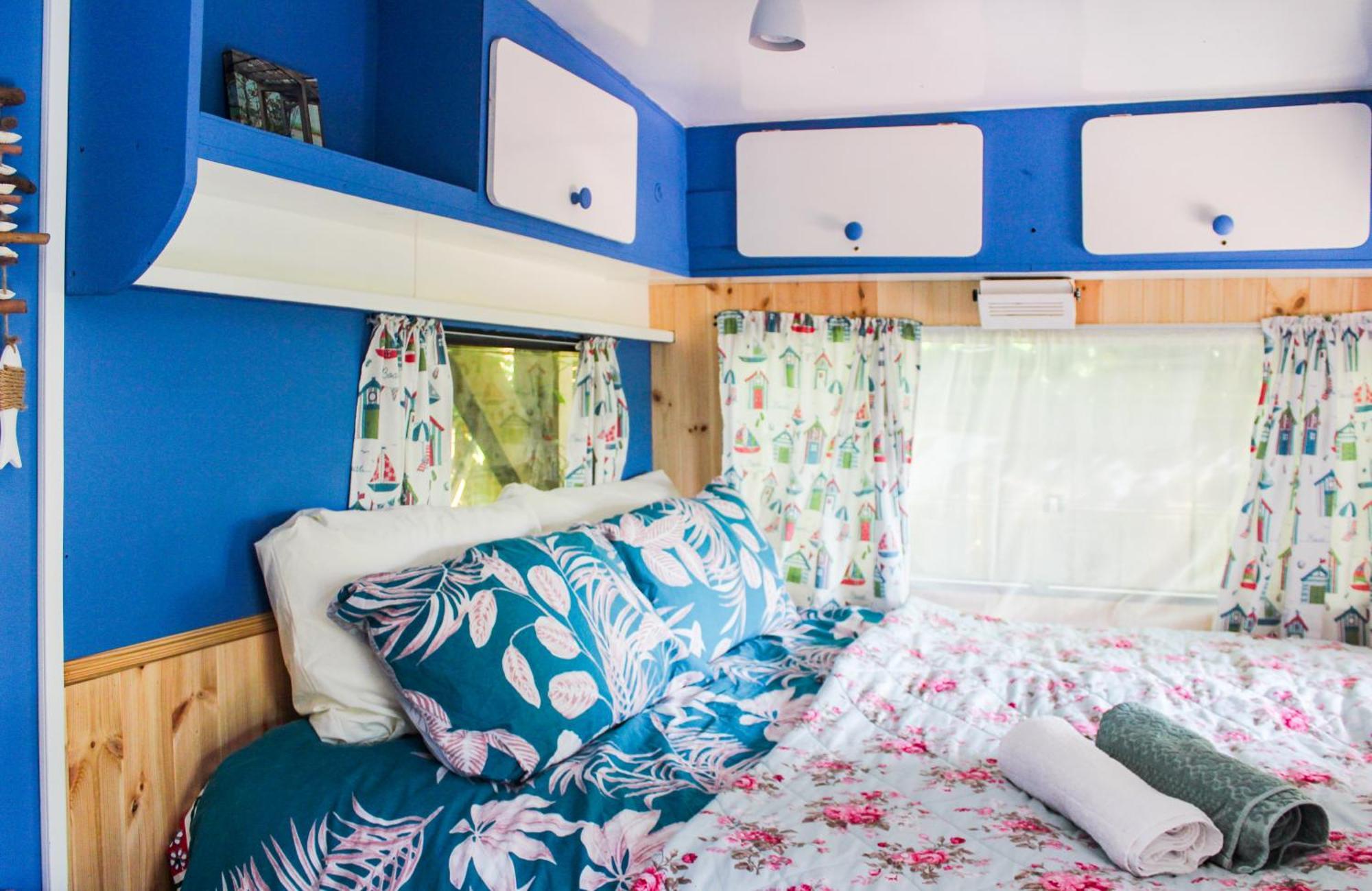 Hotel Retro Caravans At Valentia Island Escape Chapeltown Exteriér fotografie