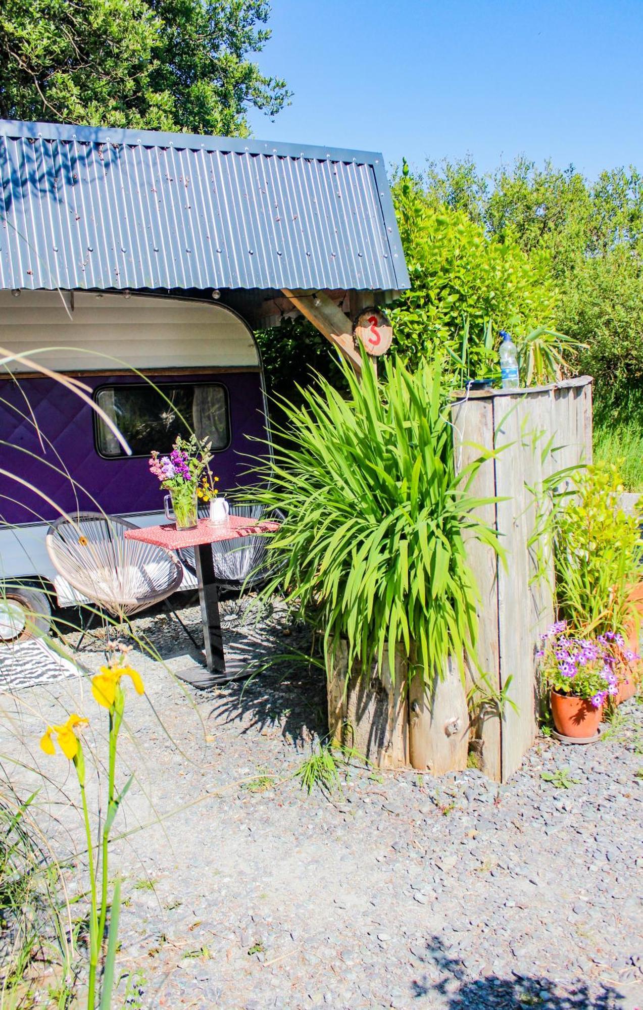 Hotel Retro Caravans At Valentia Island Escape Chapeltown Exteriér fotografie